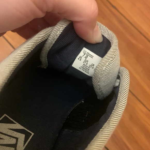 ORDER CANCELLED - Striped Vans!! - Picture 7 of 8